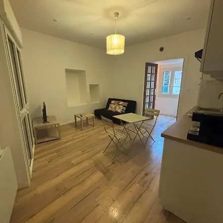 Charming 2-room Boulevard Paoli * Bastia (Corsica)